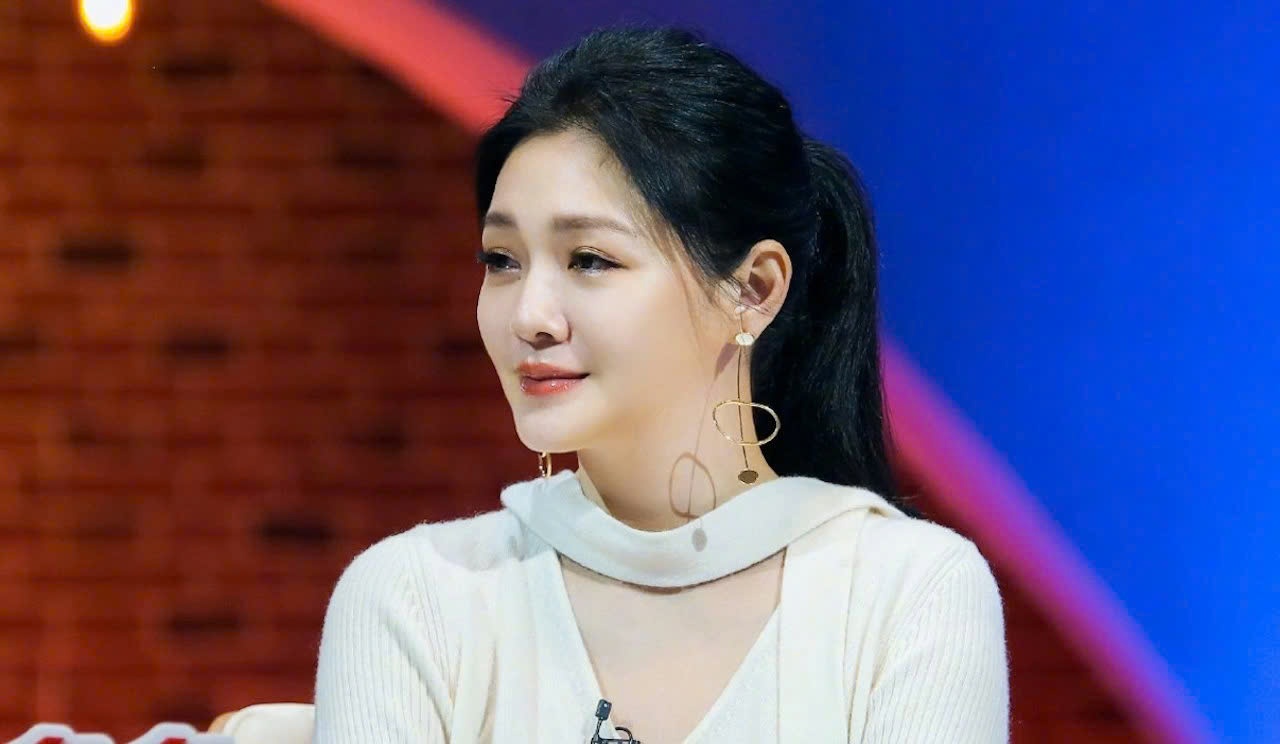 Gia dinh Tu Hy Vien phai lien tuc dinh chinh tin gia hinh anh