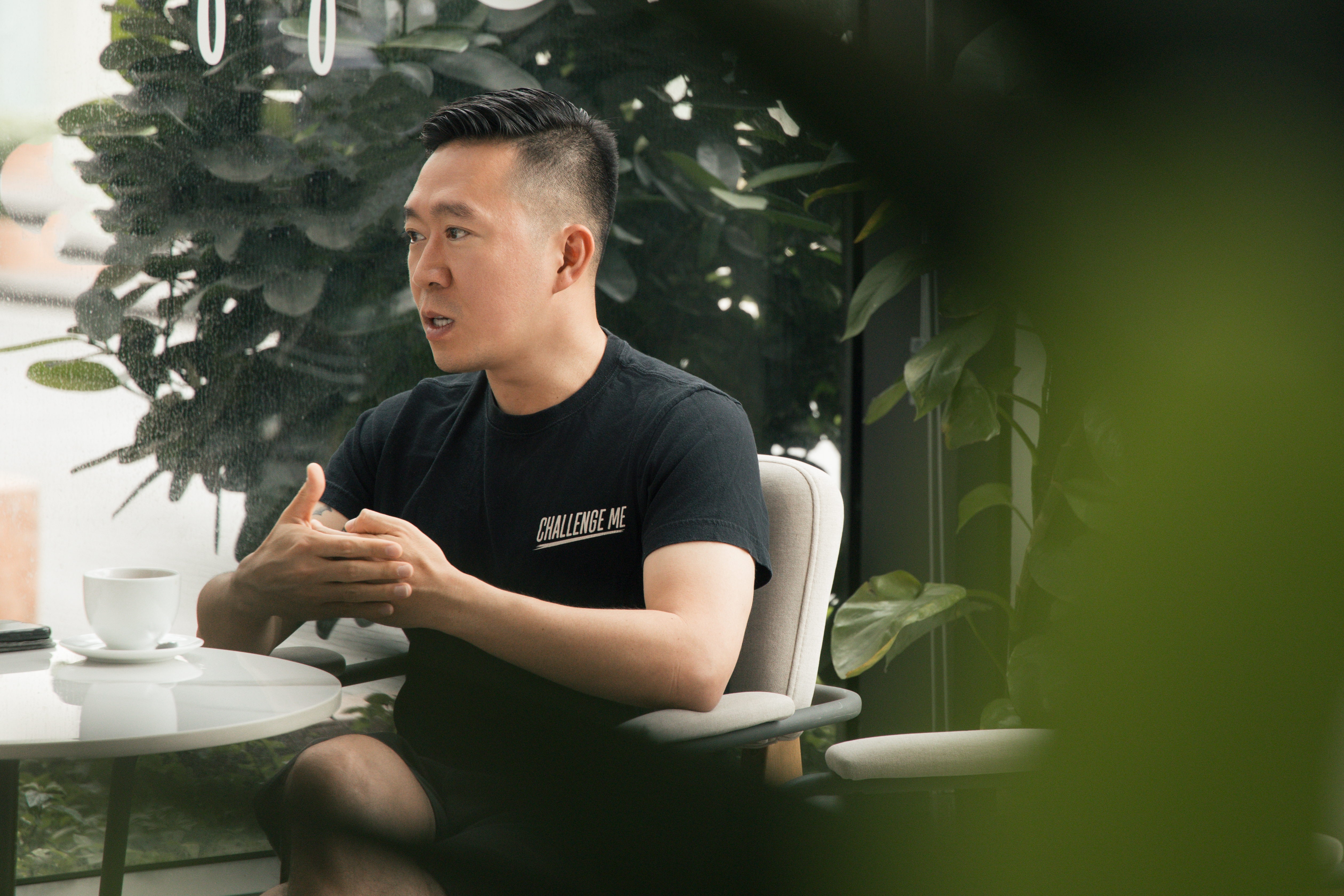 hoang nam,  den am hon,  tran thanh,  thu trang anh 1