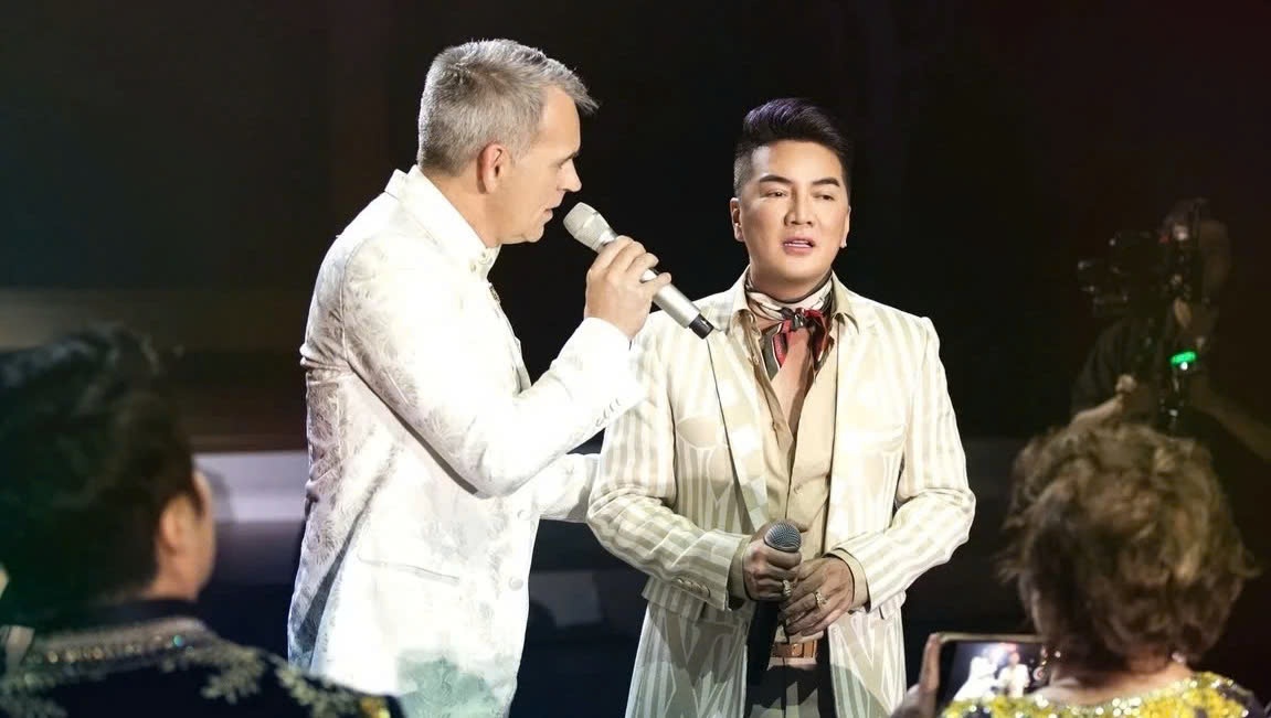 dam vinh hung,  chong Bich Tuyen,  Gerard Richard Williams anh 1