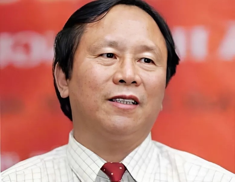 Nha tho Duong Ky Anh, 'cha de' cuoc thi Hoa hau Viet Nam qua doi hinh anh