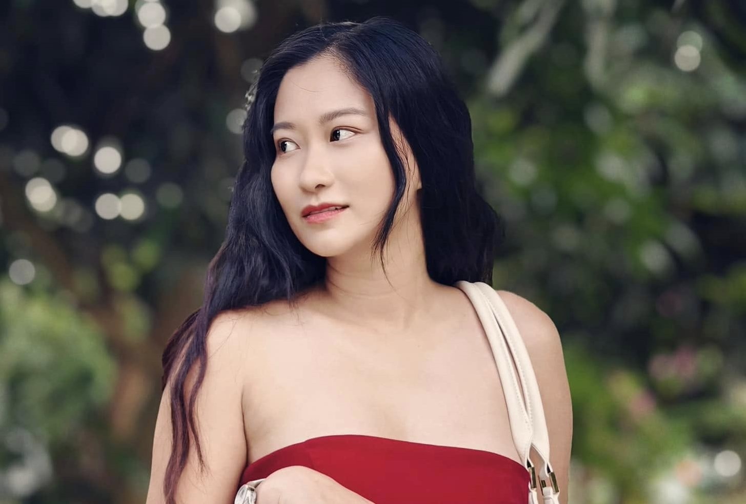 Phong cach cua ban gai NSND Viet Anh hinh anh