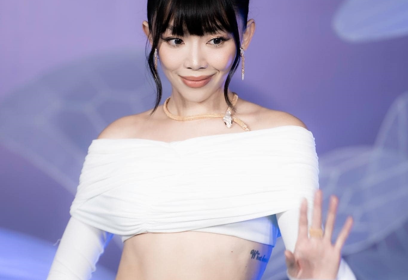 Toc Tien len tieng canh bao hinh anh