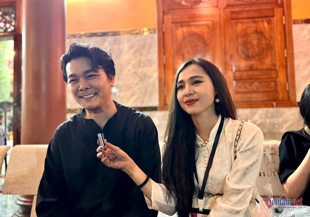 hong loan,  vu linh anh 2