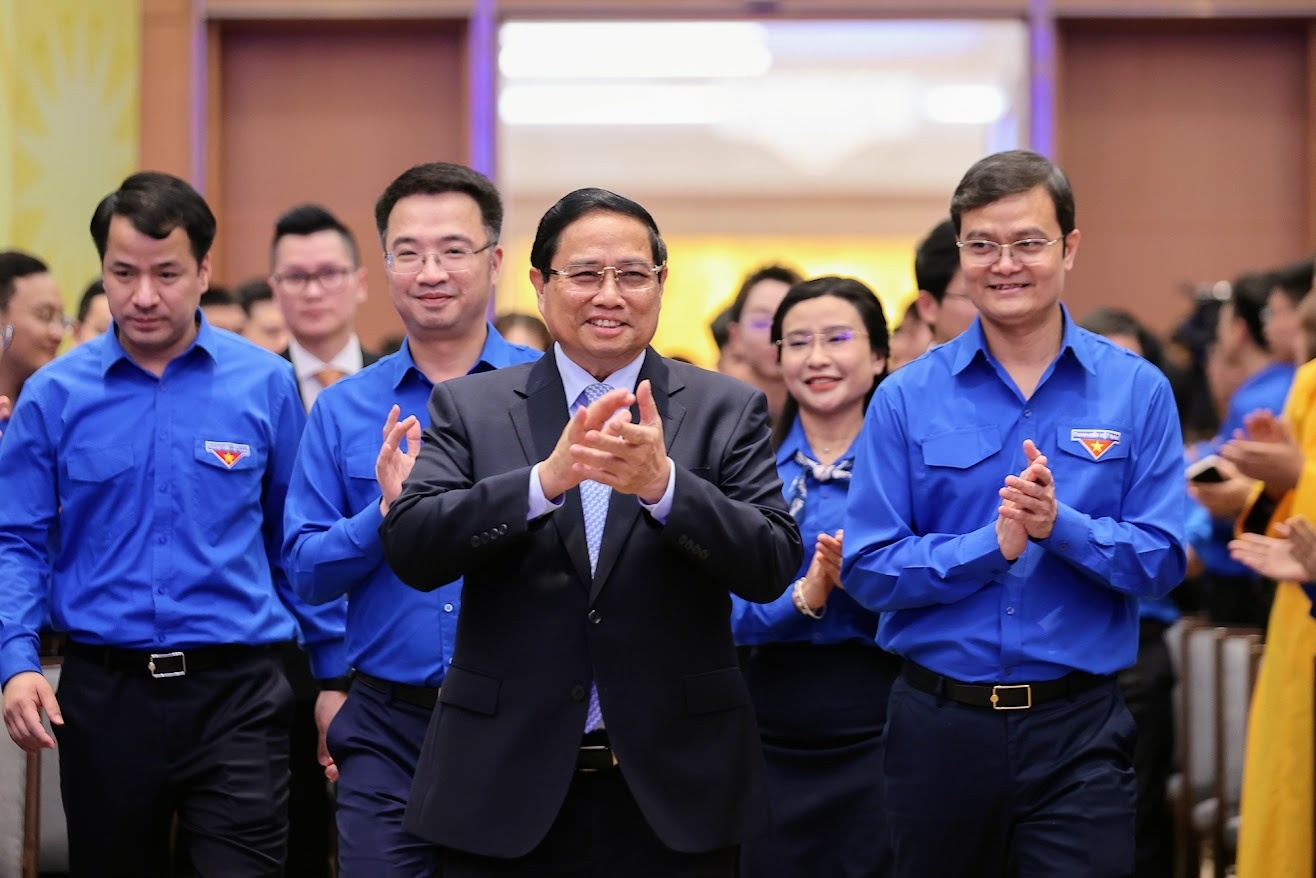 Thu tuong khen 'Bac Bling' cua Hoa Minzy hinh anh