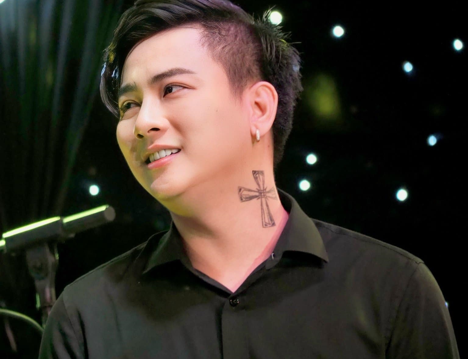 Nhac si Nguyen Van Chung xin loi Hoai Lam hinh anh