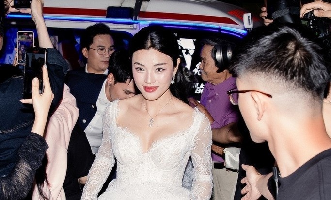 Ai hai phim 'Am duong lo' co Dai Nghia, Lan Thy? hinh anh