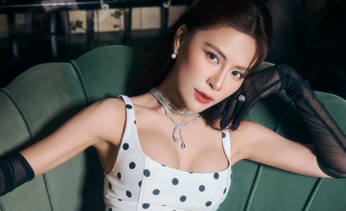 Ha Nhi thua nhan dang yeu hinh anh