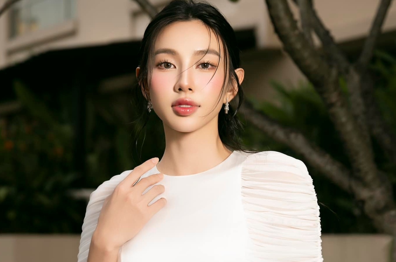 Fanpage va kenh TikTok cua Thuy Tien 'bien mat' hinh anh