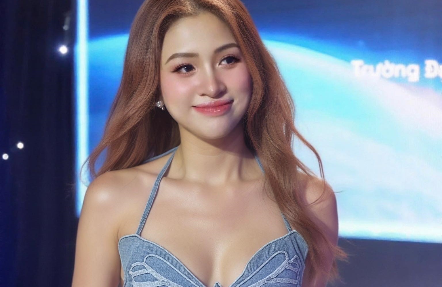 Dong thai cua Van Hugo, Doan Quoc Dam vu quang cao sua hinh anh