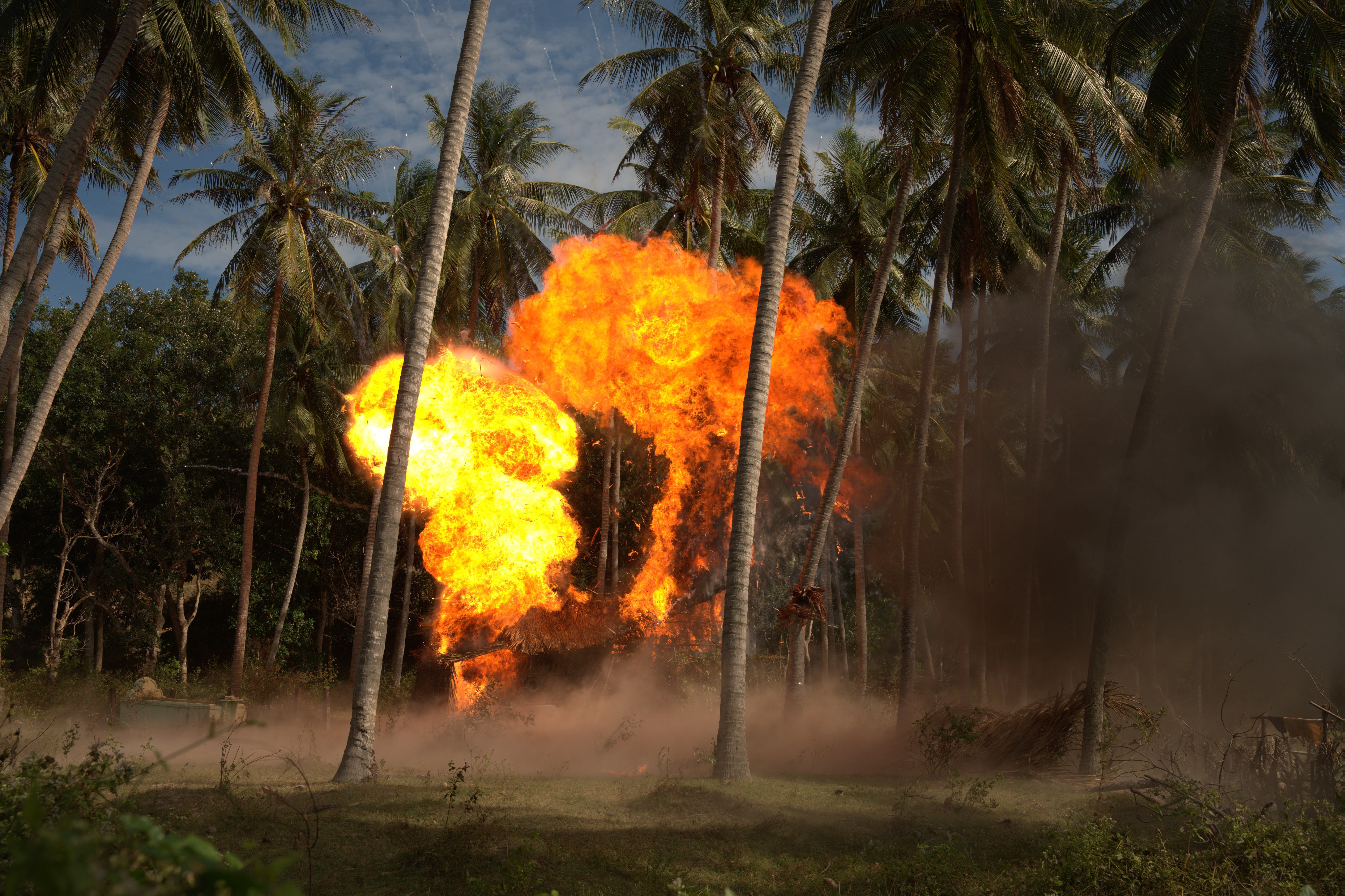 lat mat,  ly hai,  lat mat 8,  minh ha anh 5