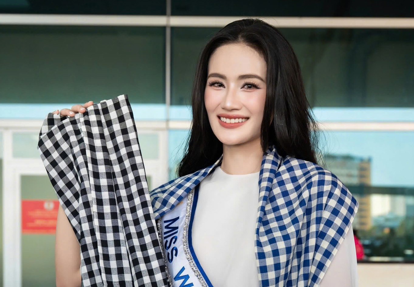 Y Nhi sang An Do thi Miss World hinh anh