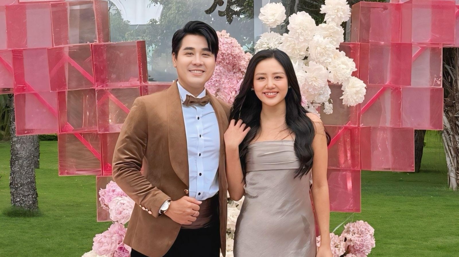 Van Mai Huong, Thieu Bao Tram du le cuoi Ho Quynh Huong hinh anh