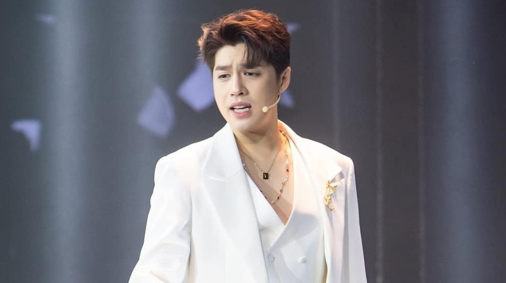 Noo Phuoc Thinh dung hop tac voi quan ly sau gan 20 nam hinh anh