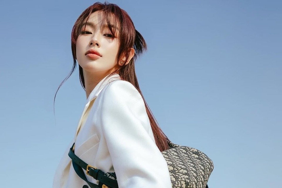 thuy tien,  sen vang,  pham kim dung anh 2