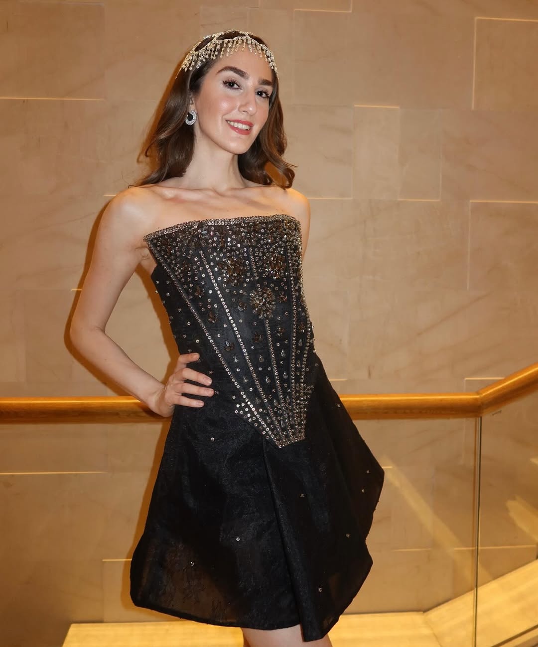 y nhi,  miss world,  hoa hau the gioi anh 11