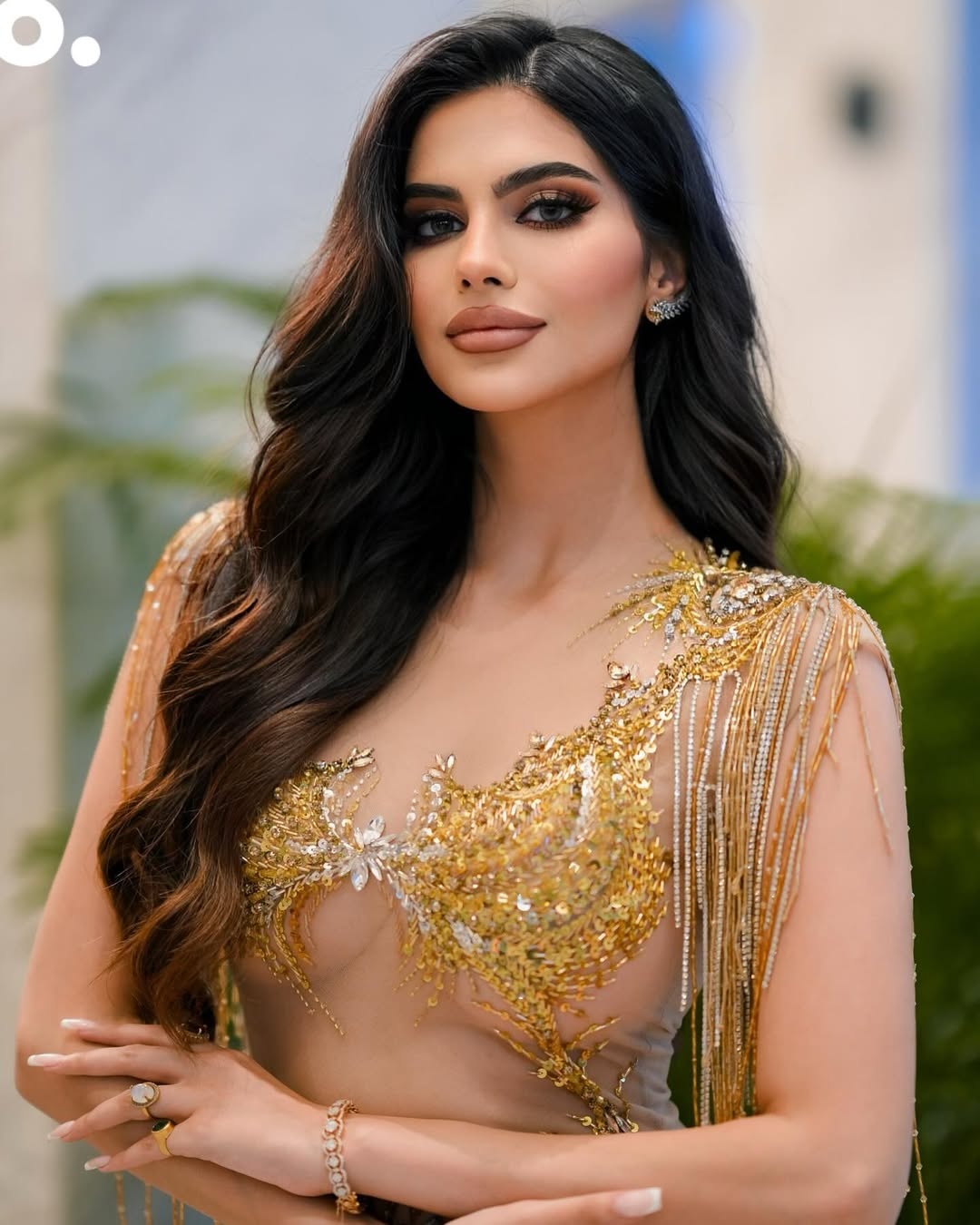 Nawat,  Rachel Gupta,  tuoc vuong mien anh 2