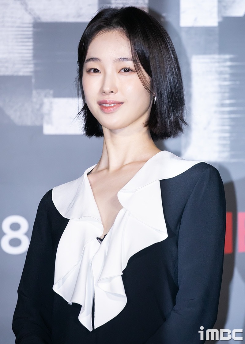 Lee Dong Gun,  Kang Hae Rim anh 6