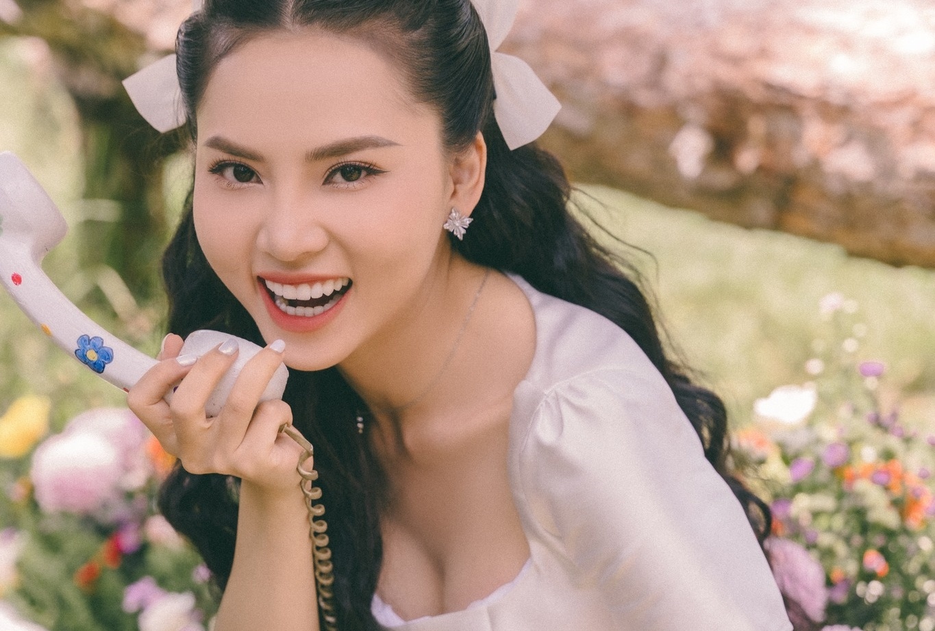 Ai bi lu mo o Em xinh hinh anh