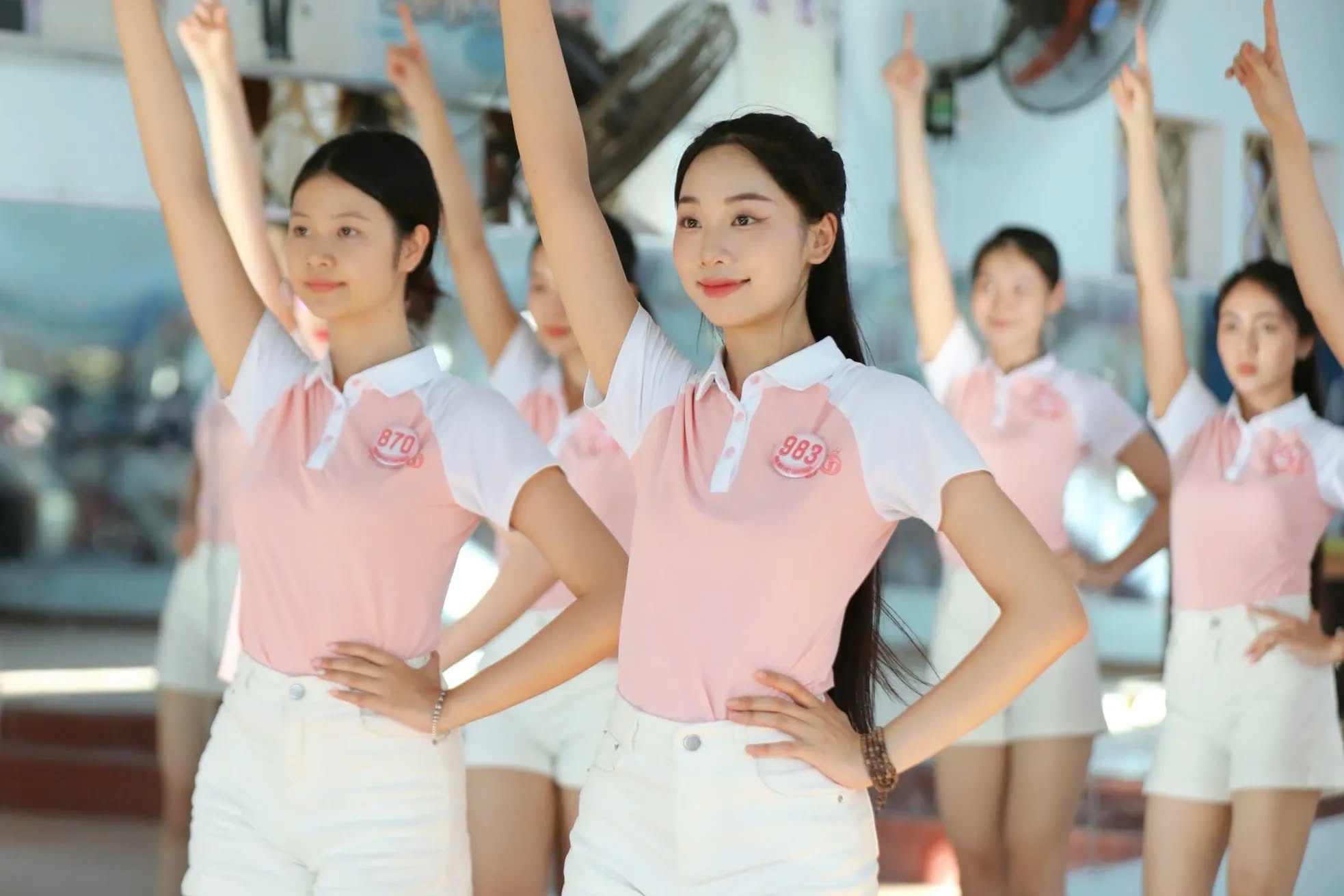 hoa hau viet nam,  hoa hau hoan vu,  miss cosmo anh 10
