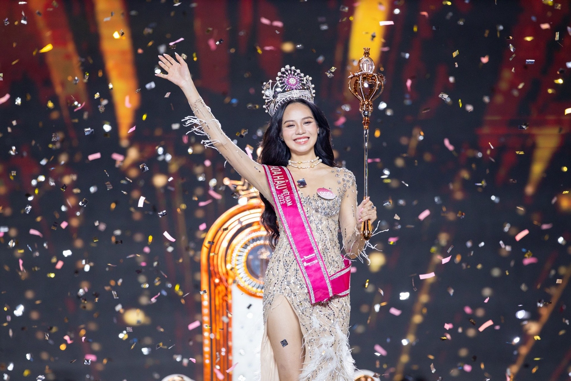 thuy_znews.jpg