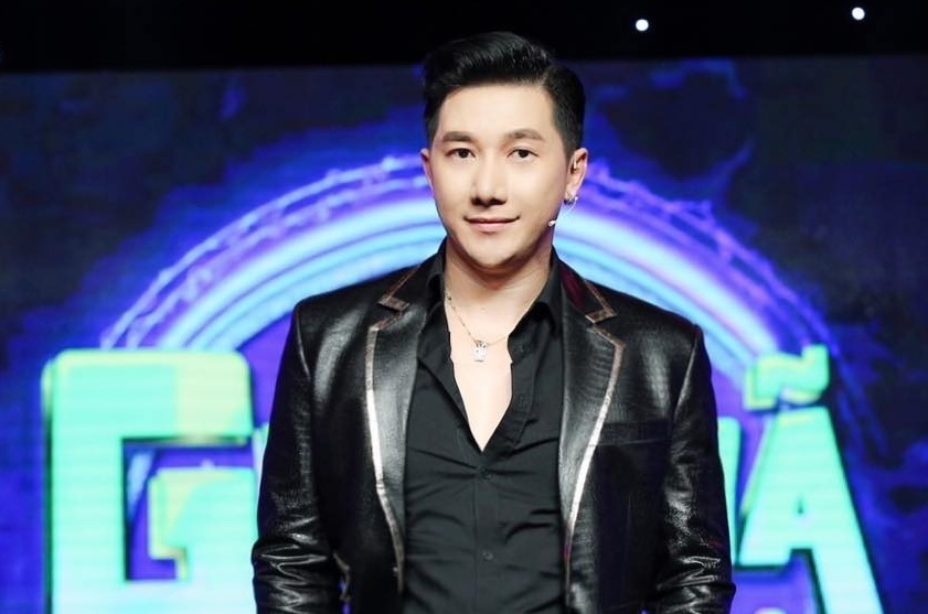 Nguoi mau Nam Phong qua doi hinh anh