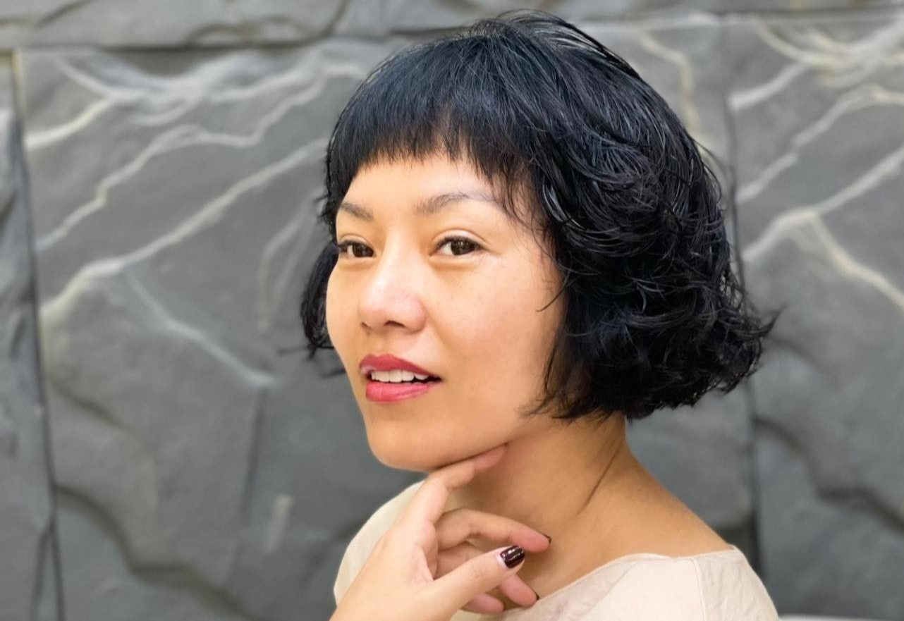 Thai Thuy Linh xin loi vi dang nham hinh anh vu lat tau o vinh Ha Long hinh anh