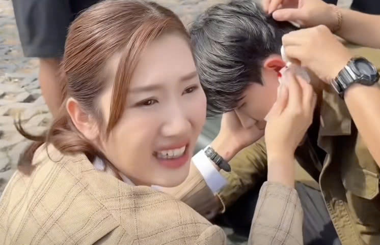 Thuy Ngan lo lang khi Vo Canh bi chay mau dau hinh anh