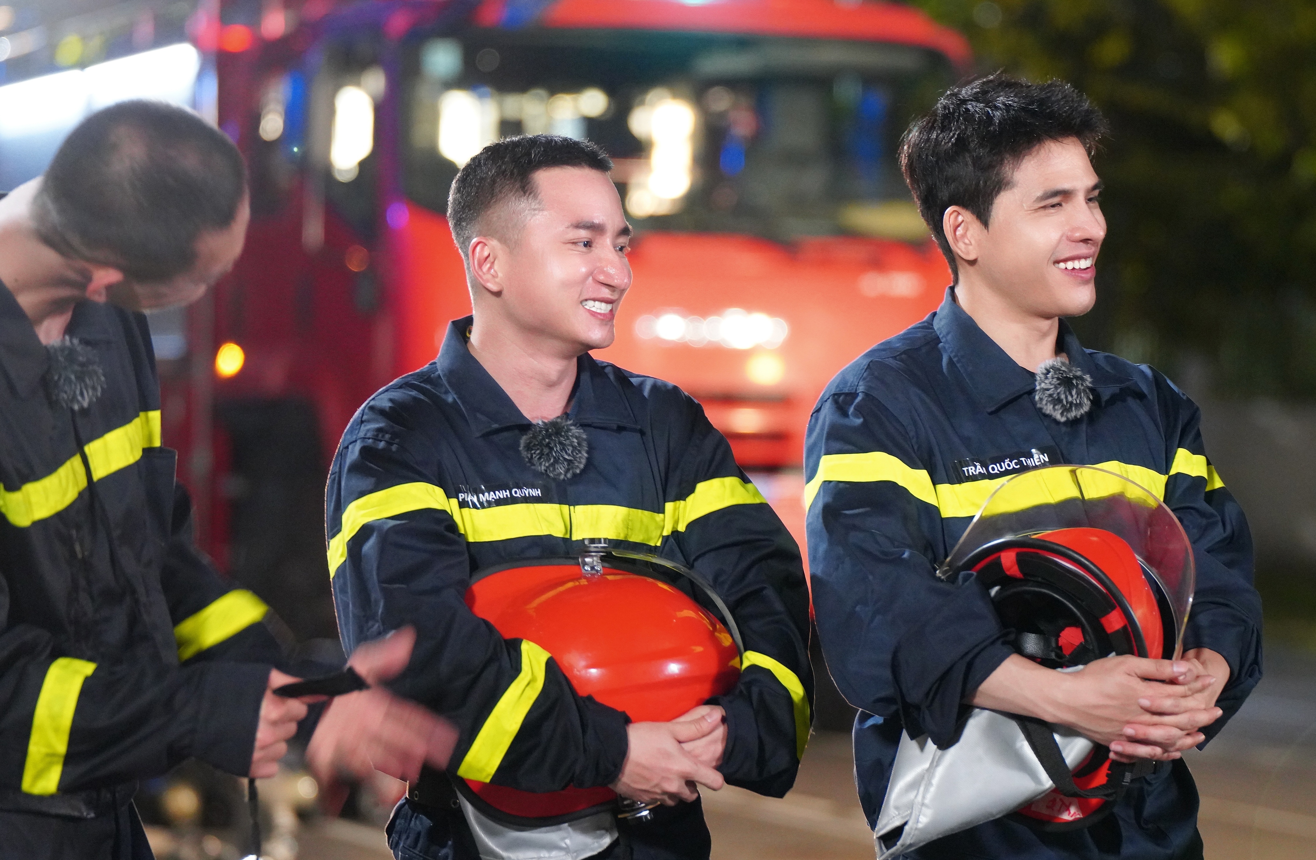 le duong bao lam,  chien si qua cam,  ngo kien huy,  tien luat anh 2