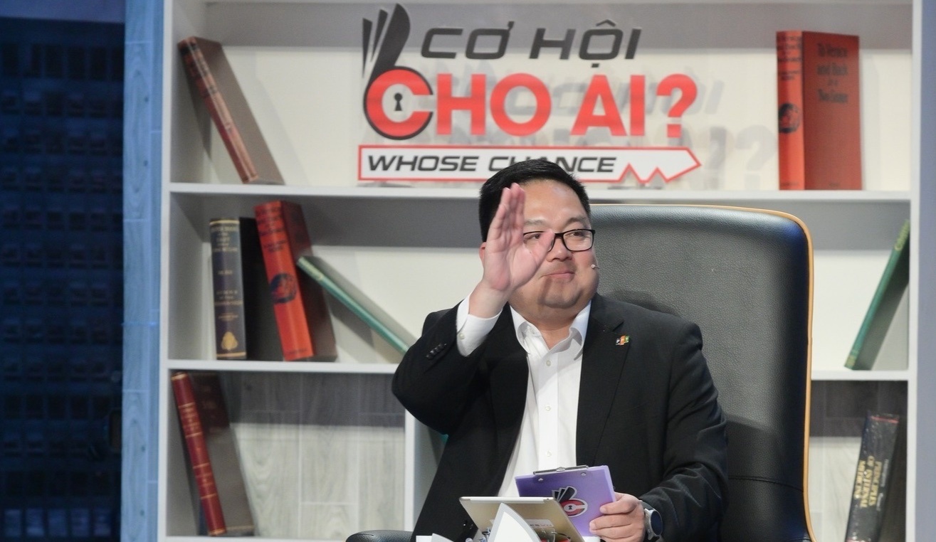 Đạo diễn Bùi Thạc Chuyên, Bằng Kiều tiễn biệt ông Hoàng Nam Tiến