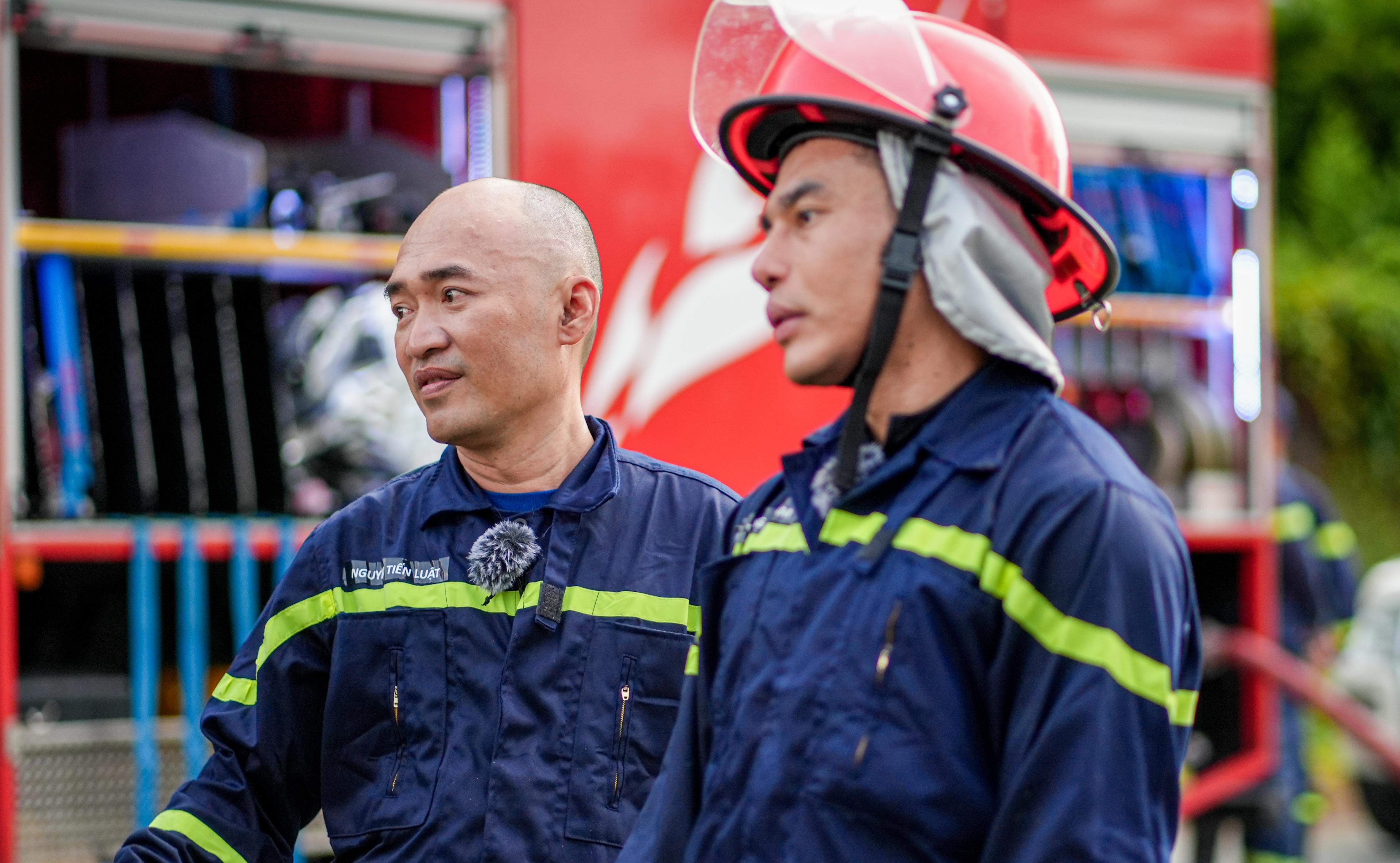 Phương Ly bị soi xét từng hành động, cử chỉ trong show thực tế.