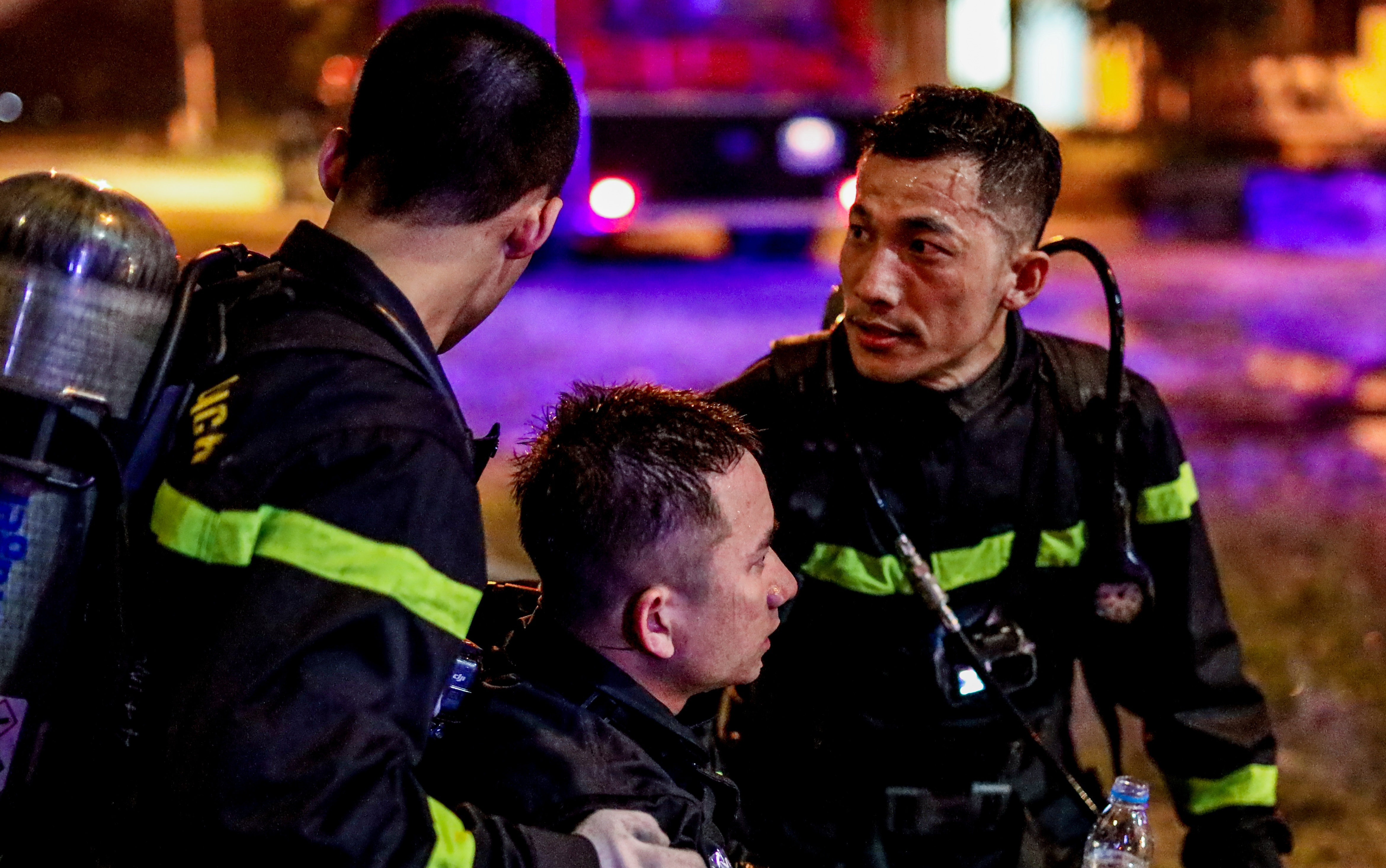 Nghe si rut khoi Chien si qua cam vi chan thuong nang hinh anh