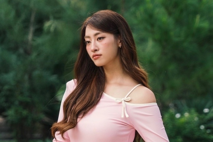 Local brand cua Luong Thuy Linh lai nhan 'bao' che hinh anh