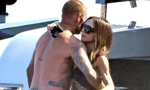 Vo chong David Beckham man nong hinh anh