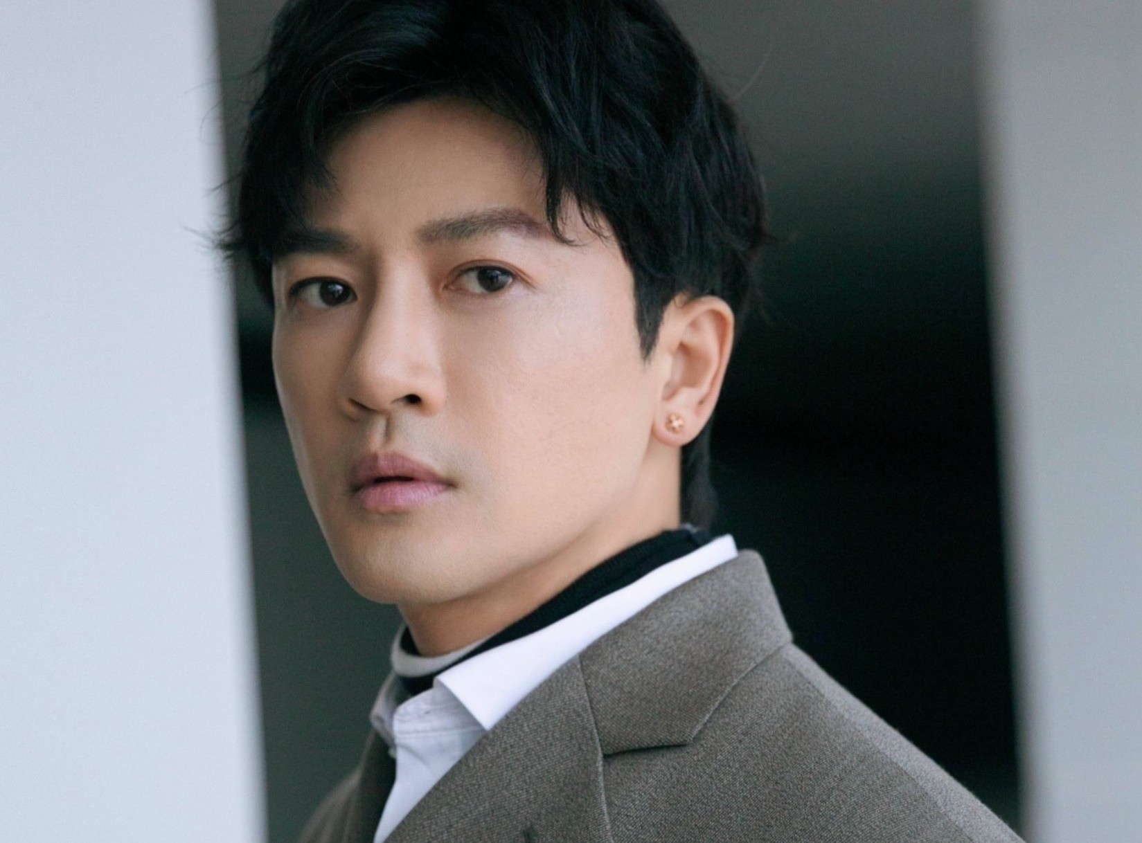 To Huu Bang xin loi hinh anh