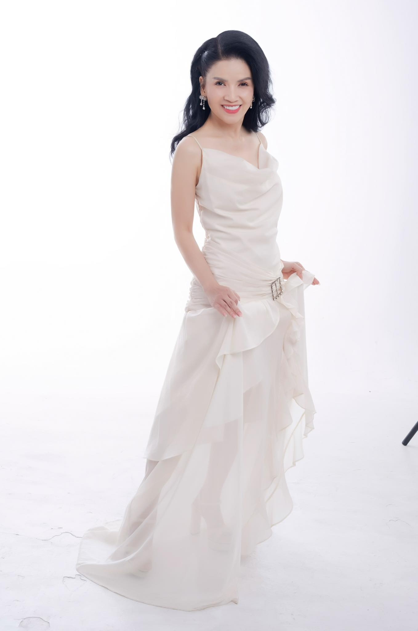dien vien ngoc trinh anh 4
