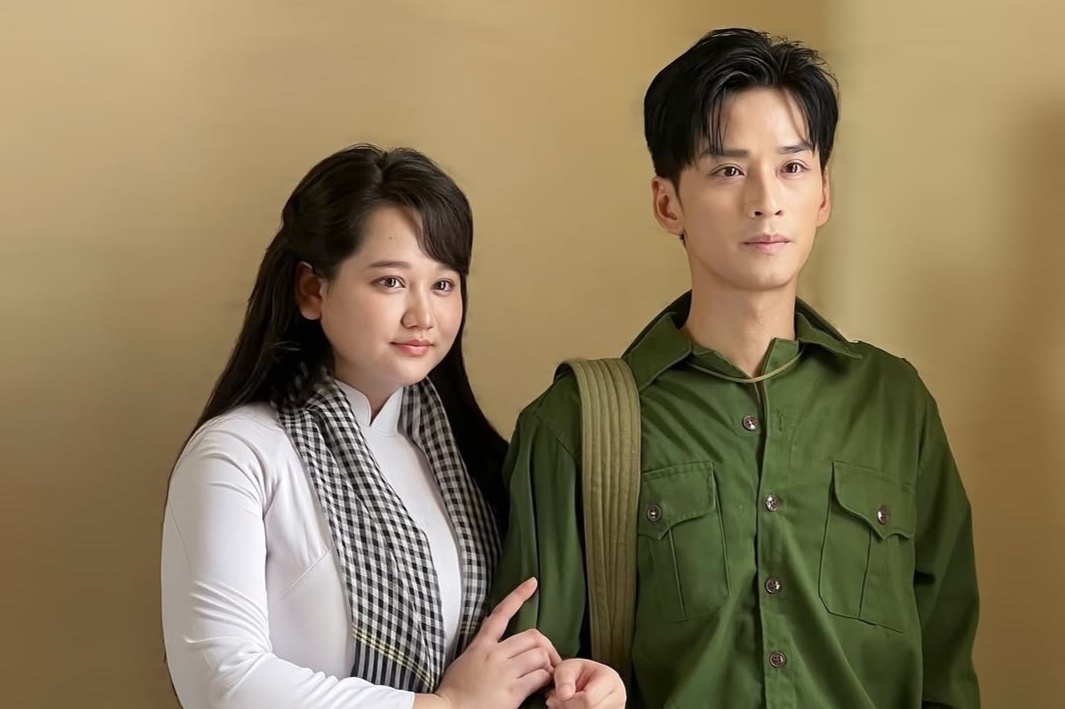 Hinh anh Ngan hoi ngo Ha Lan 'Mat biec' hinh anh