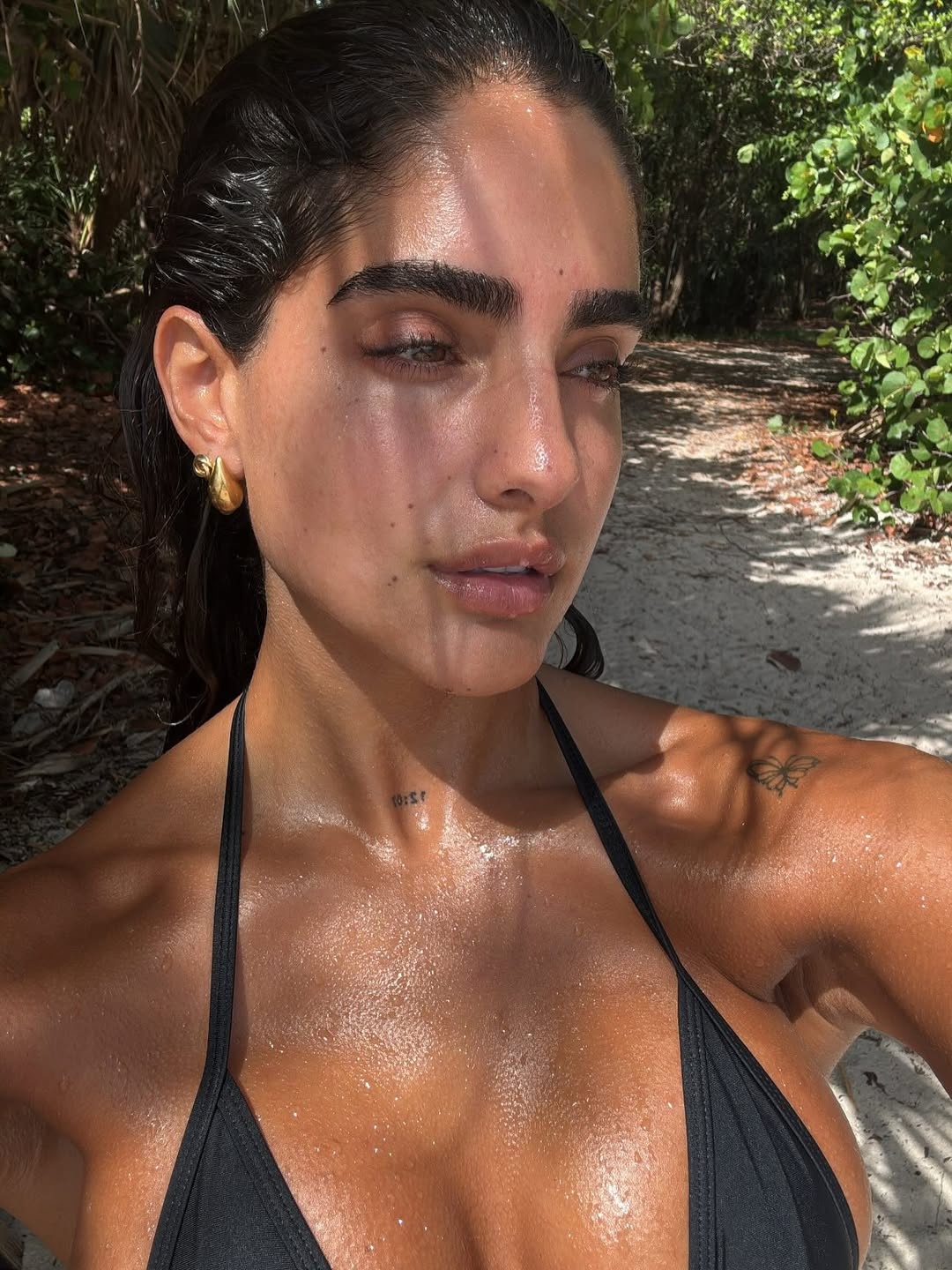 Isabella Ladera anh 1