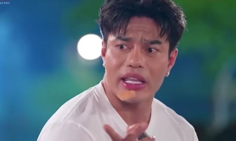 Le Duong Bao Lam bi ho van tim hai la hinh anh