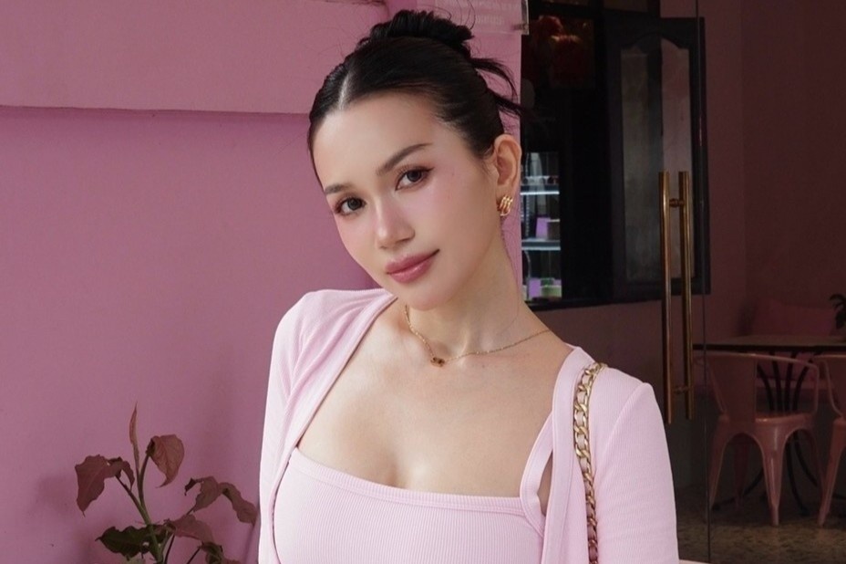 Trang phuc cua Si Thanh vap tranh luan hinh anh