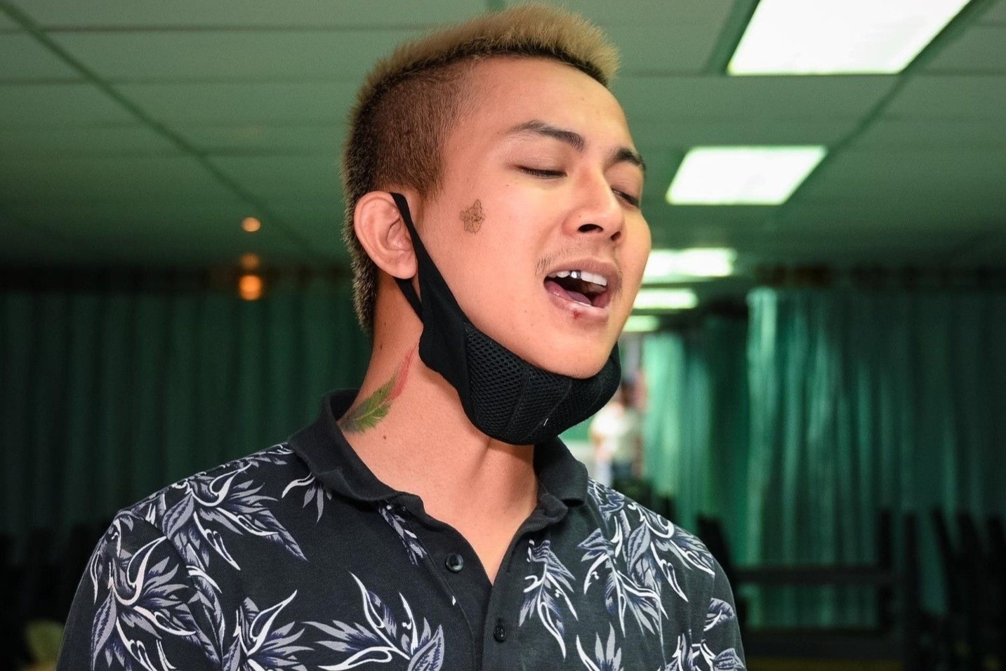 Hoai Lam xoa het hinh xam tren co the hinh anh