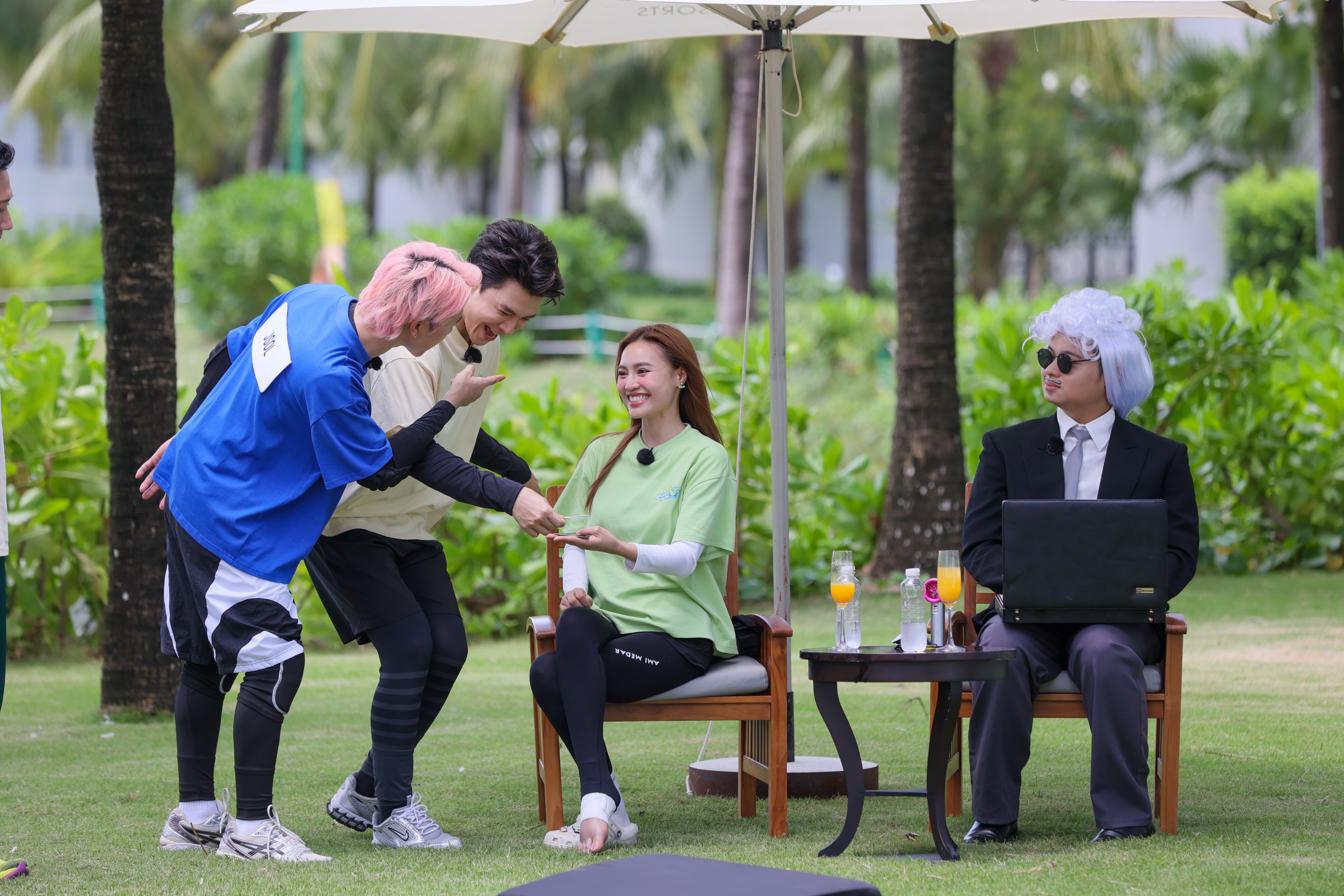 Running Man Vietnam mùa 3 thu hút nhiều nhãn hàng đồng hành.