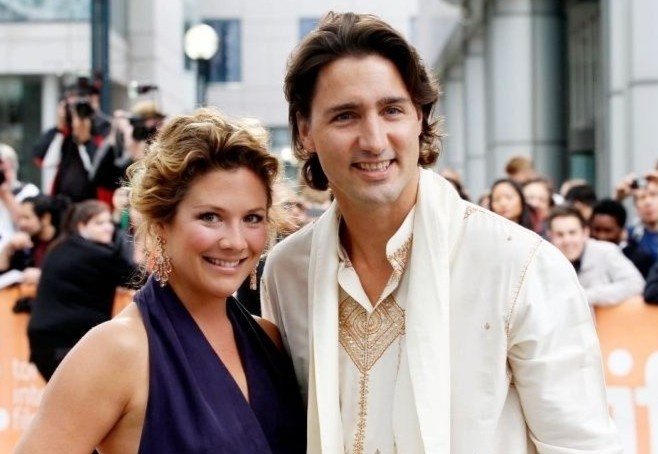 Vo cu noi gi sau khi cuu Thu tuong Canada hon dam duoi Katy Perry hinh anh