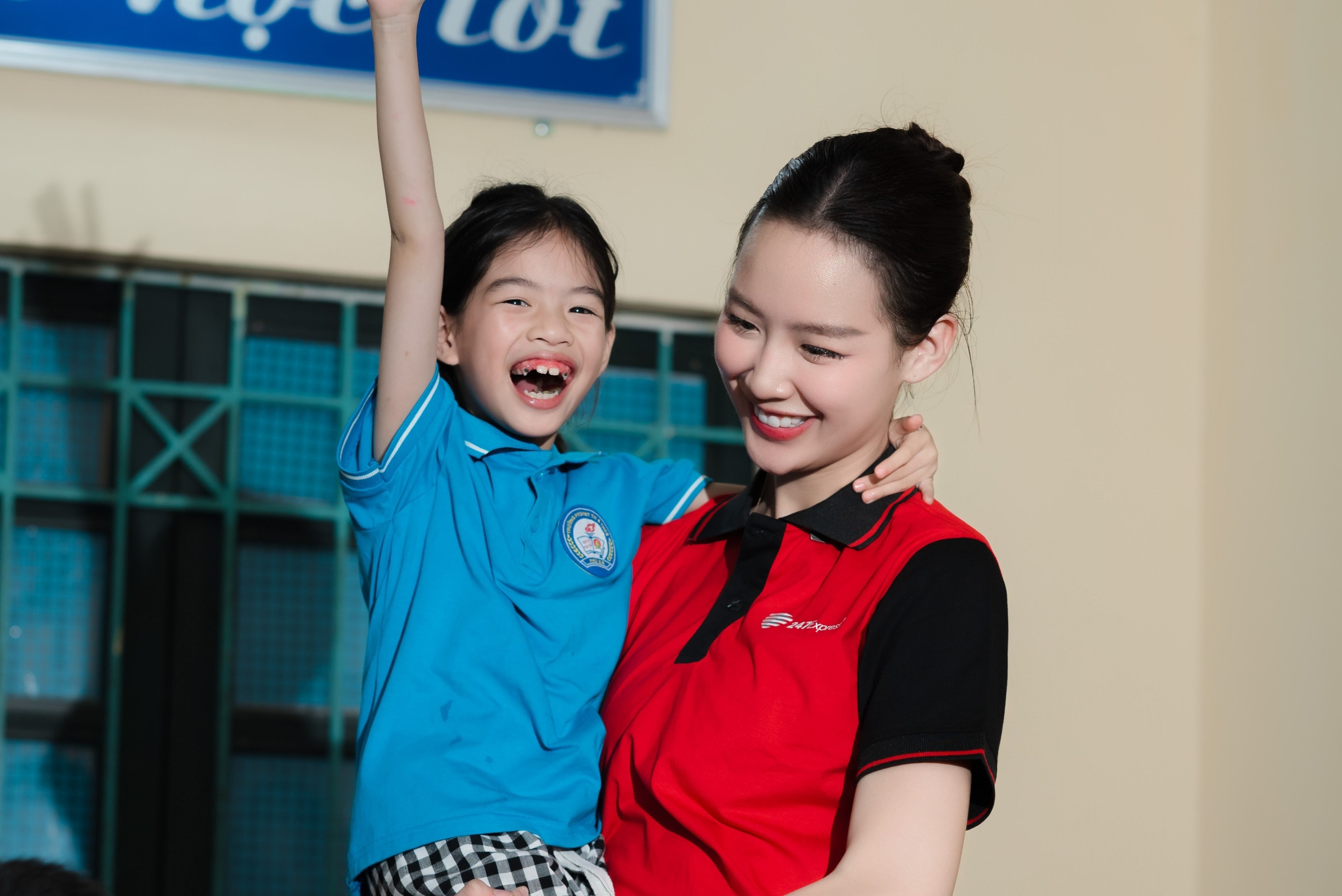 Bao Ngoc don Trung thu dac biet ben tre em vung cao o Lang Son hinh anh