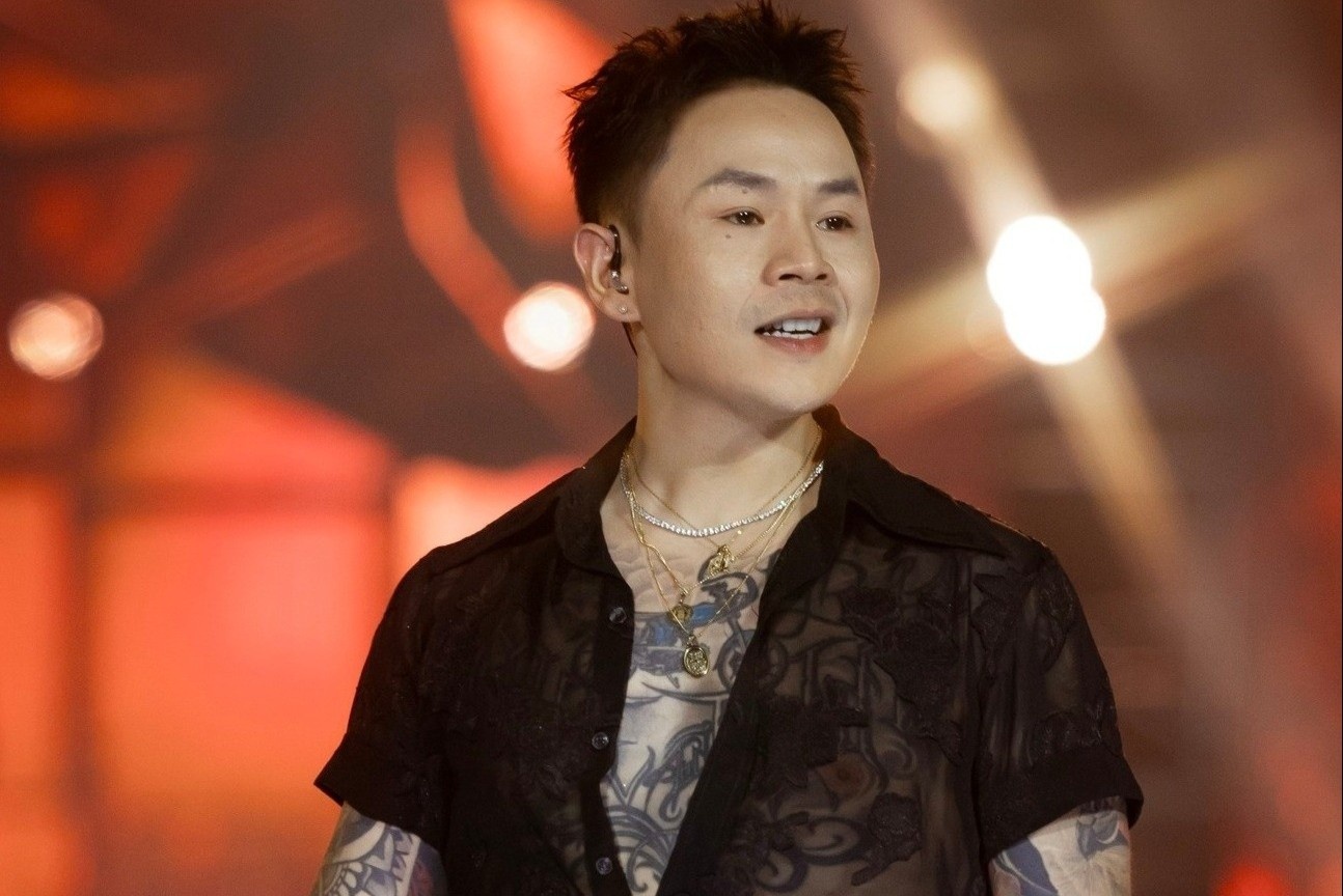 Phia sau loat MV phan cam cua Binz bi xoa so hinh anh