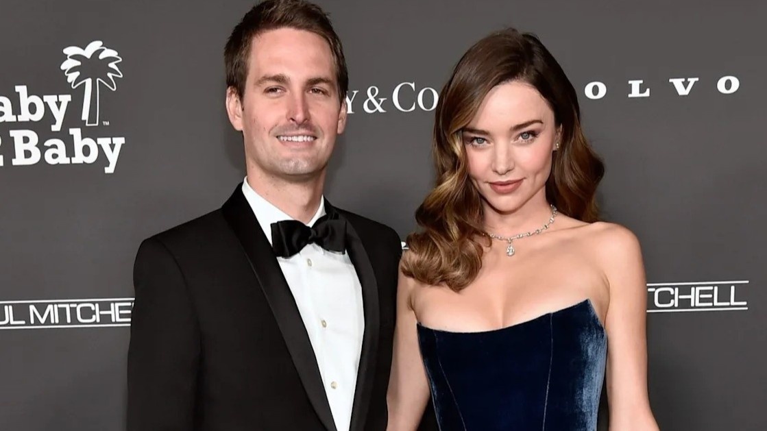 Thien than Miranda Kerr goi cam ben chong ty phu hinh anh