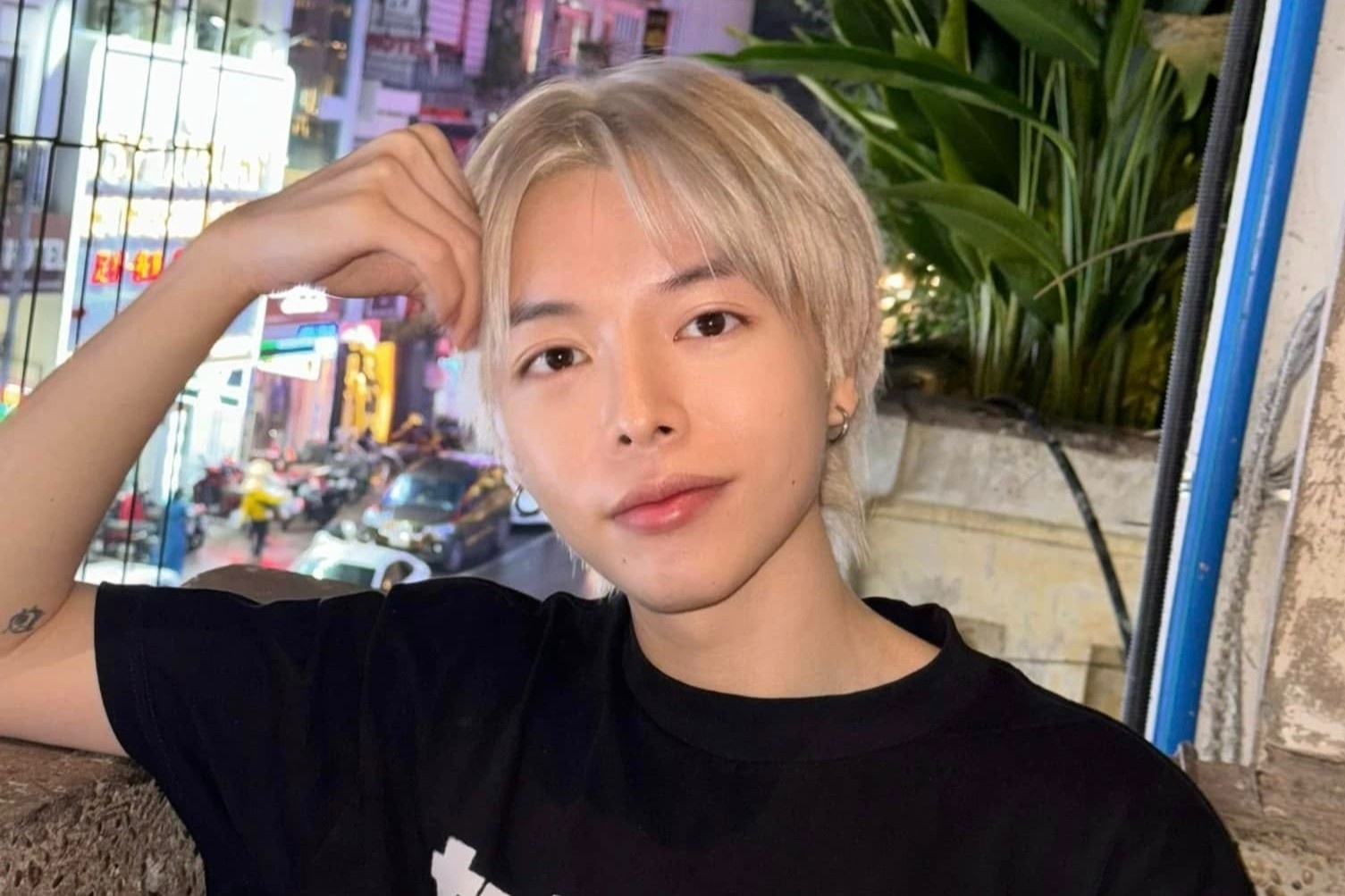 Duc Phuc xin loi hinh anh