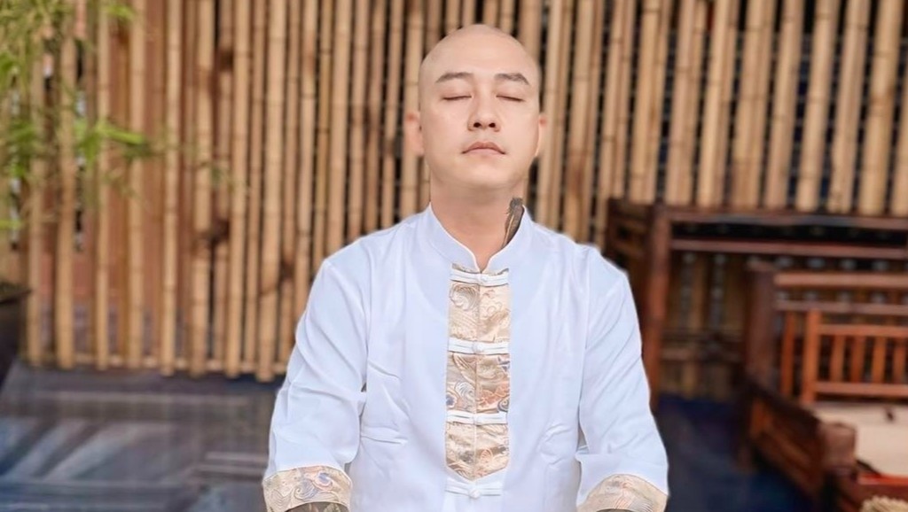 Tuan Hung: 'Khong noi dau, mat mat nao lon hon su chia ly' hinh anh