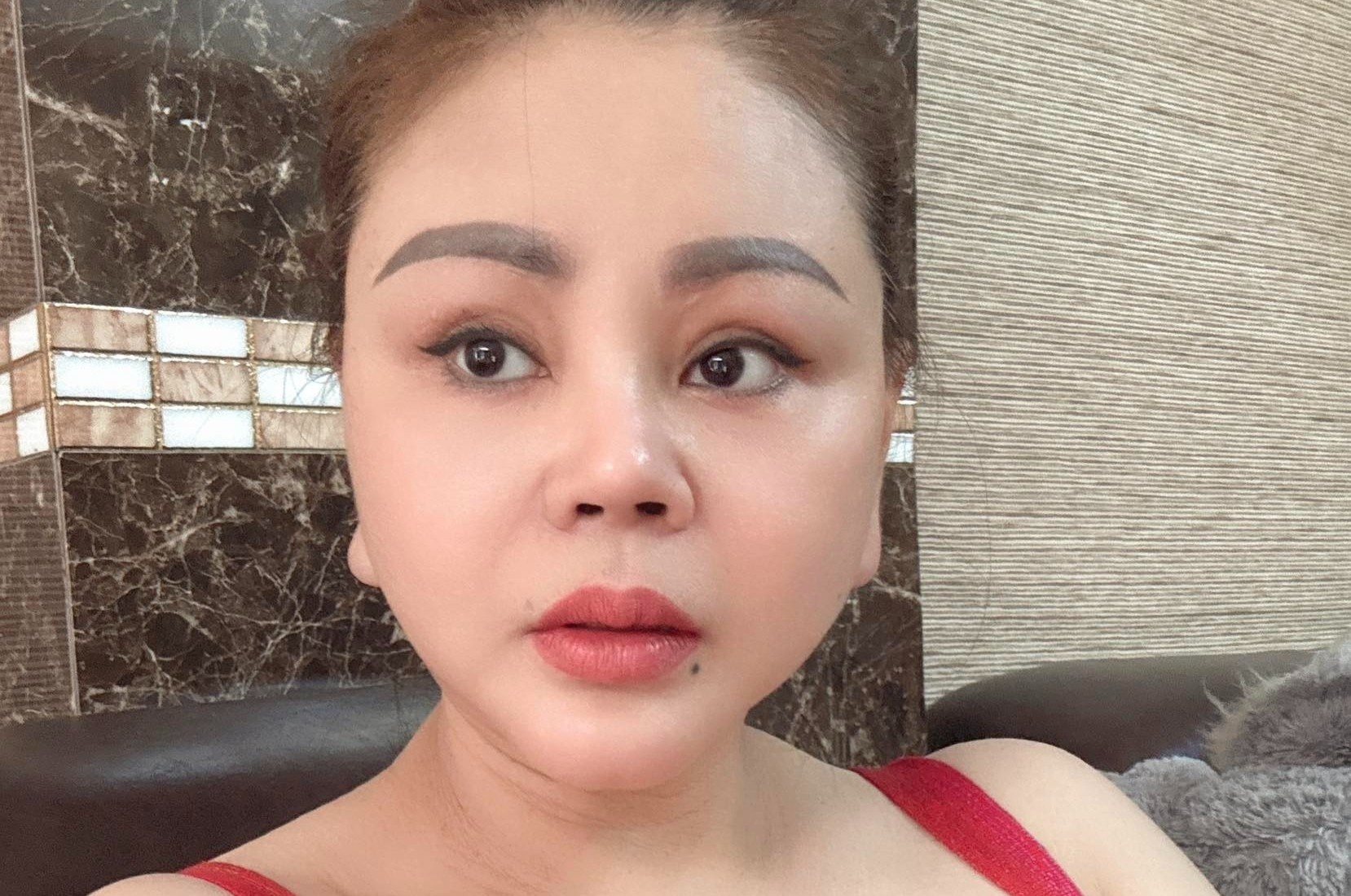 Le Giang ngung dong phim vi teo co chan hinh anh