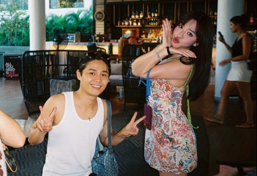 Tang Duy Tan om eo Bich Phuong hinh anh