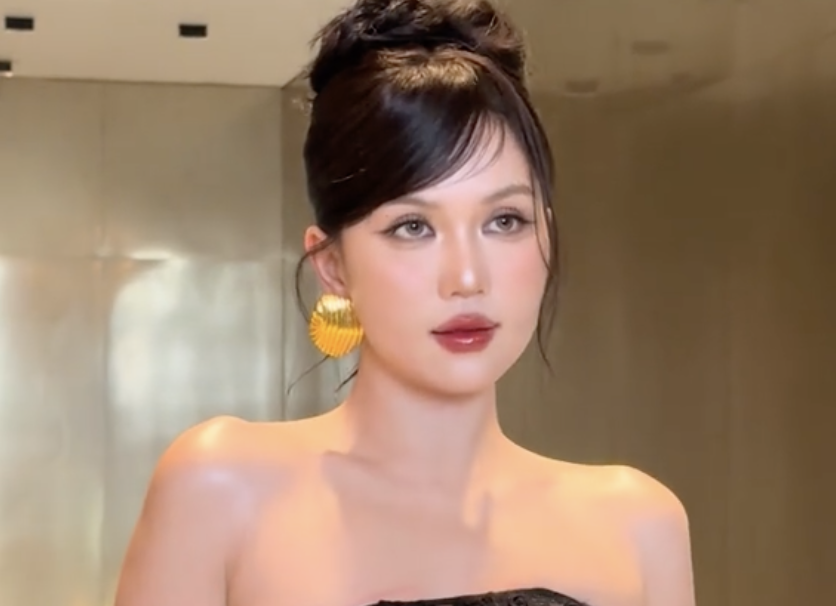 Ngoc Trinh gay ban tan hinh anh